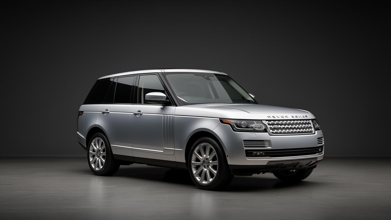 Range Rover before the wrap in factory silver